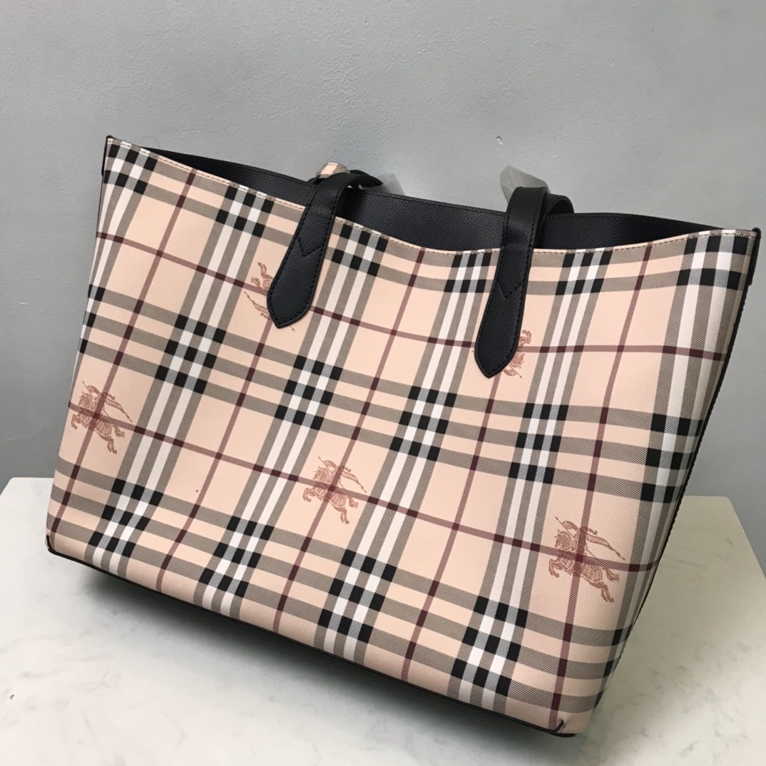 Burberry Tote Black High