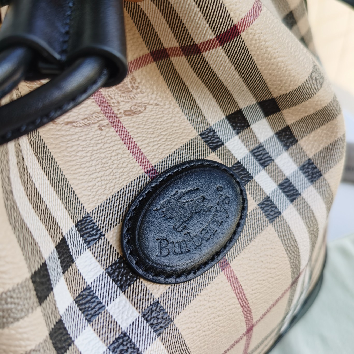 Burberry Bucket Bag High