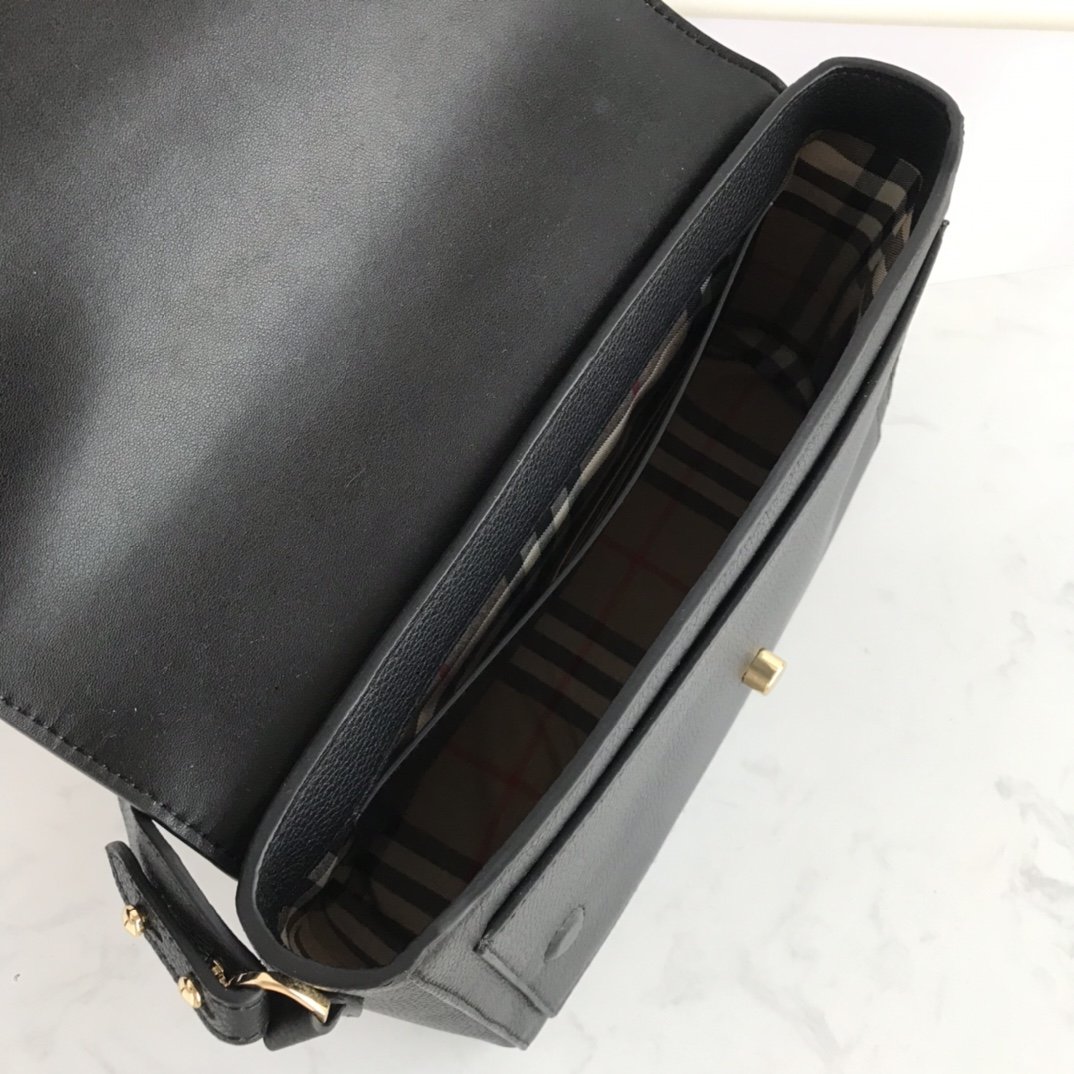 Grainy Leather Note Crossbody Bag Black High