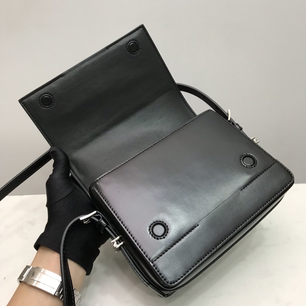 Small Leather Grace Bag Black Logo Print High