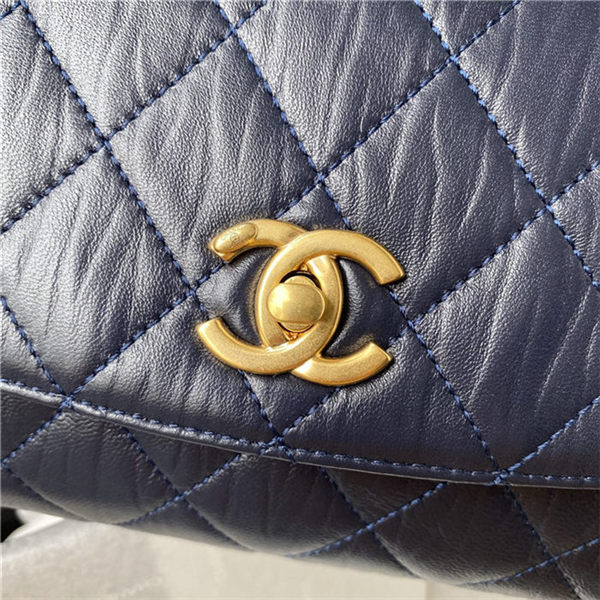 Chanel 22 SMALL HANDBAG Shiny Calfskin & Gold-Tone Metal AS3260 Lake High