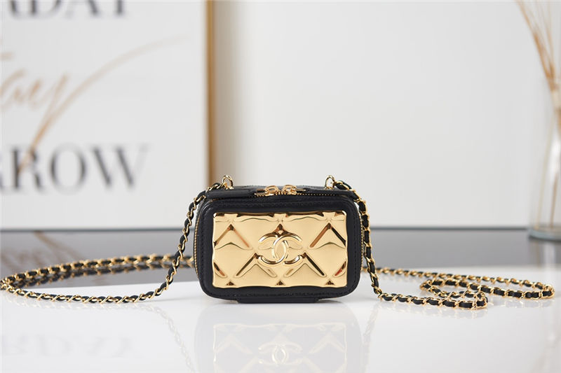 Chanel CLUTCH WITH CHAIN Lambskin & Gold-Tone Metal AP2393 Black High