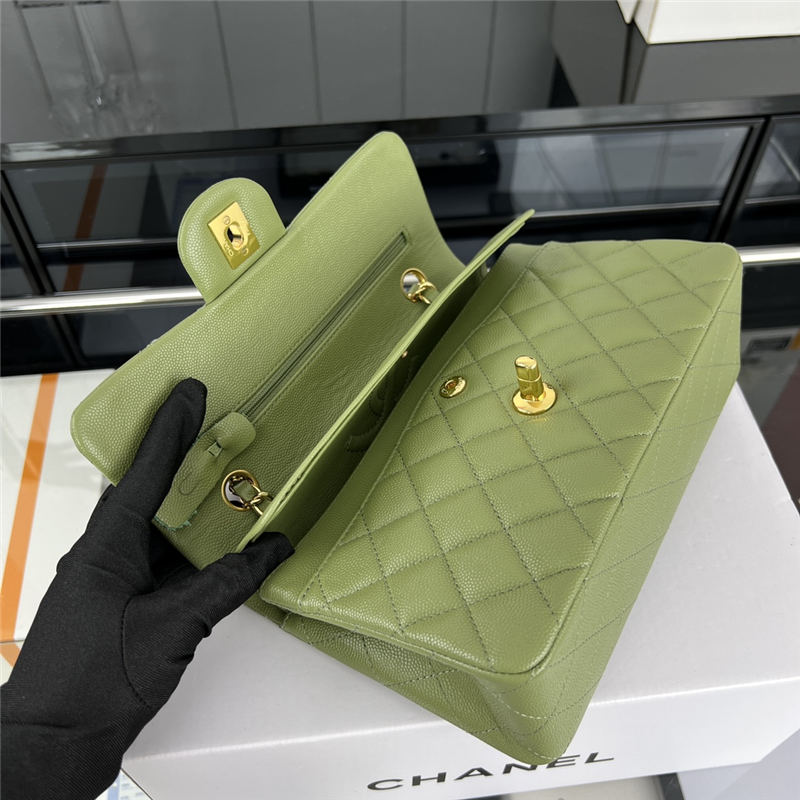 Small CLASSIC HANDBAG Grained Calfskin Gold Metal Green A