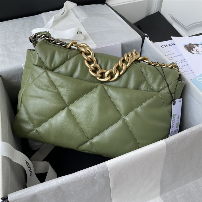 Large Chanel 19 Flap Bag Goatskin/Lambskin Green High