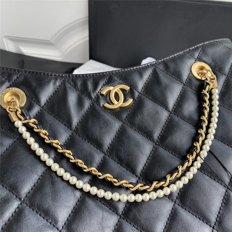 Shopping Bag Calfskin Crystal Pearls & Gold-Tone Metal Black A (OUT OF STOCK)