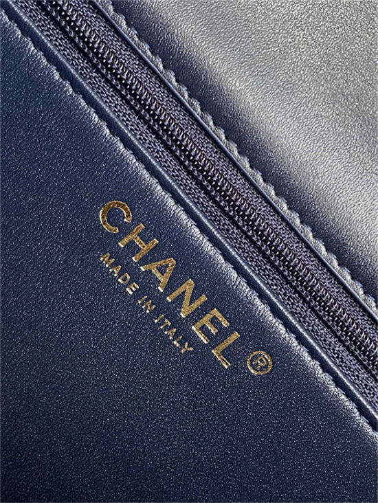 Chanel LARGE FLAP BAG AS5145 Shiny Crumpled Calfskin Navy High