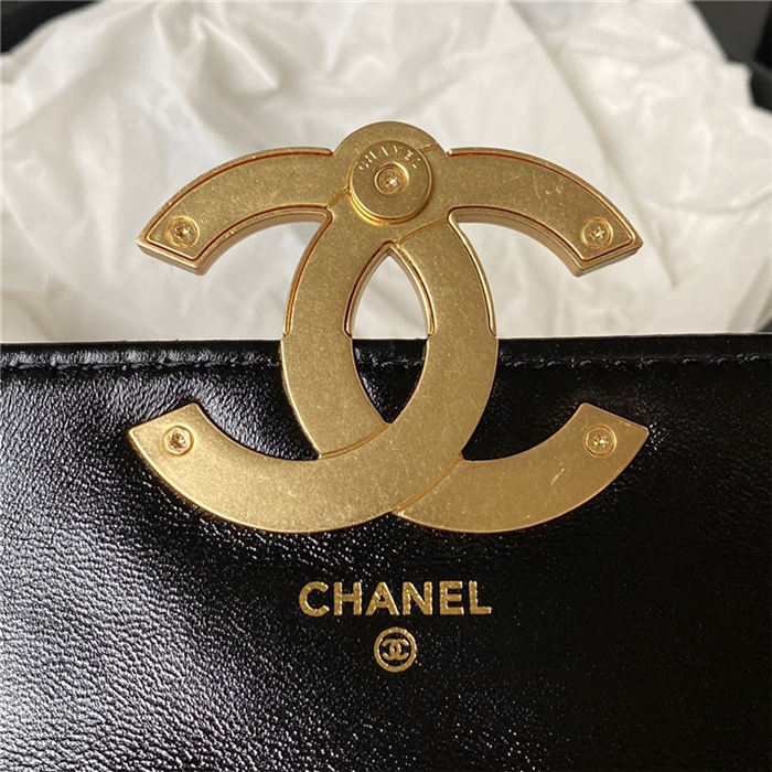 Chanel FLAP PHONE HOLDER WITH CHAIN Shiny Lambskin & Gold-Tone Metal AP3207 Black A