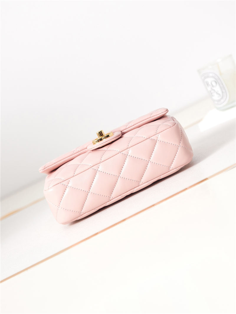 SMALL FLAP BAG WITH TOP HANDLE Shiny Lambskin & Gold-Tone Metal AS4023 Pink A