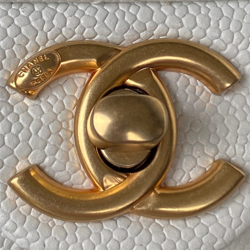 Chanel WAIST BAG AS3225 Grained Shiny Calfskin & Gold-Tone Metal White A