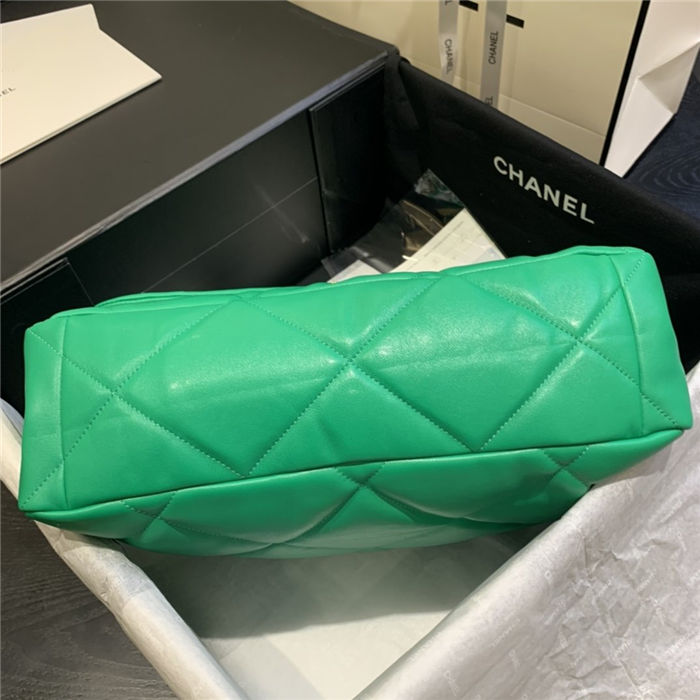 Maxi Chanel 19 Flap Bag Goatskin/Lambskin Green High