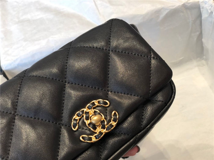 Waist Chanel 19 Flap Bag Lambskin/Goatskin Black High