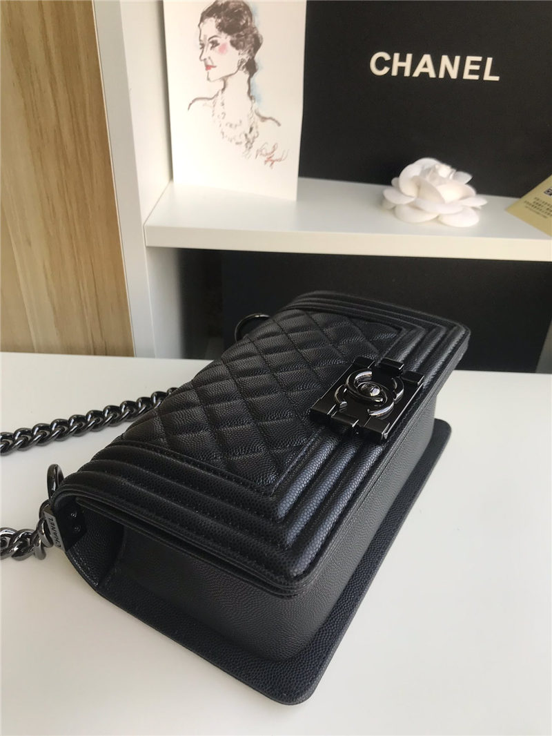 SMALL BOY Chanel HANDBAG Grained Calfskin Black High