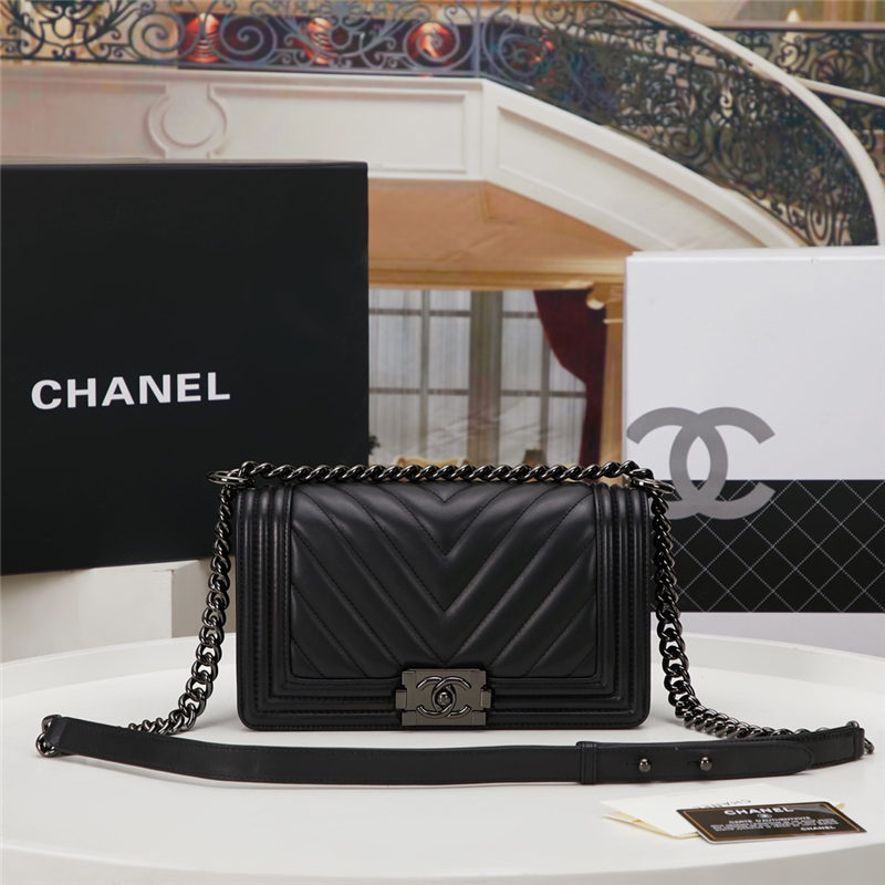 BOY Chanel HANDBAG Chevrons Pattern Lambskin Black B