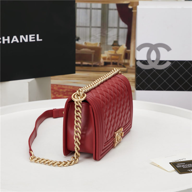 BOY Chanel HANDBAG Lambskin Red B