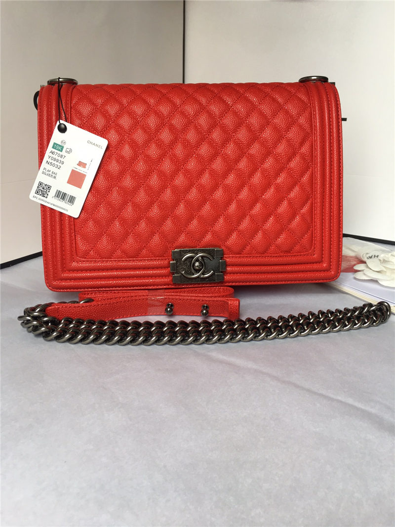 MAXI BOY Chanel HANDBAG Grained Calfskin Red High