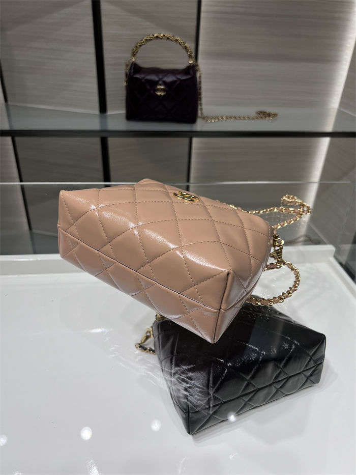 Chanel CLUTCH WITH CHAIN AP4189 Shiny Lambskin & Gold-Tone Metal Nude High