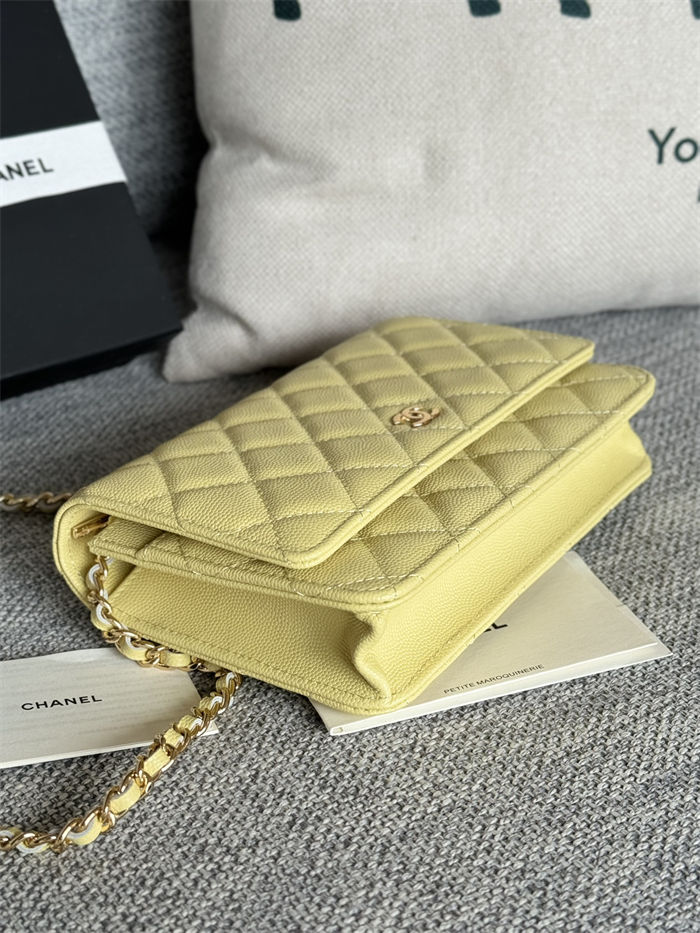 Classic Wallet on Chain AP0250 Grained Calfskin Yellow Gold Metal B