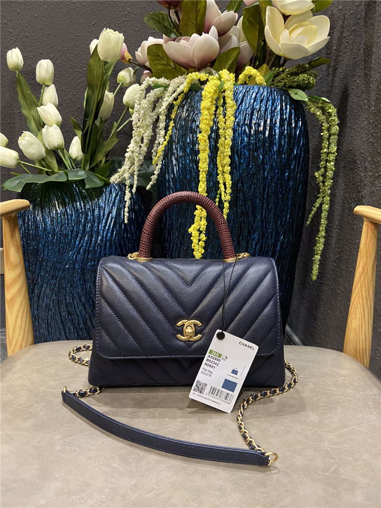 SMALL FLAP BAG WITH TOP HANDLE Chevrons Pattern Grained Calfskin Navy Blue Gold Metal High