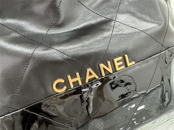 Chanel 22 SMALL HANDBAG Patchwork Shiny Calfskin & Gold-Tone Metal AS3260 High