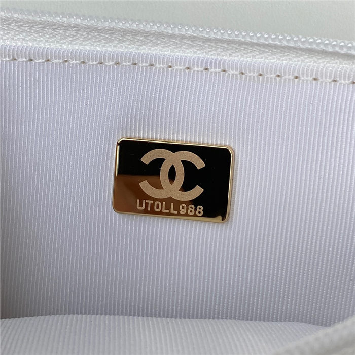 Chanel WALLET ON CHAIN Shiny Lambskin & Gold-Tone Metal White A