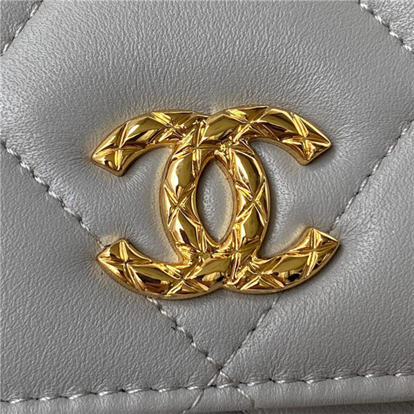 Chanel WALLET ON CHAIN Shiny Lambskin & Gold-Tone Metal Grey A