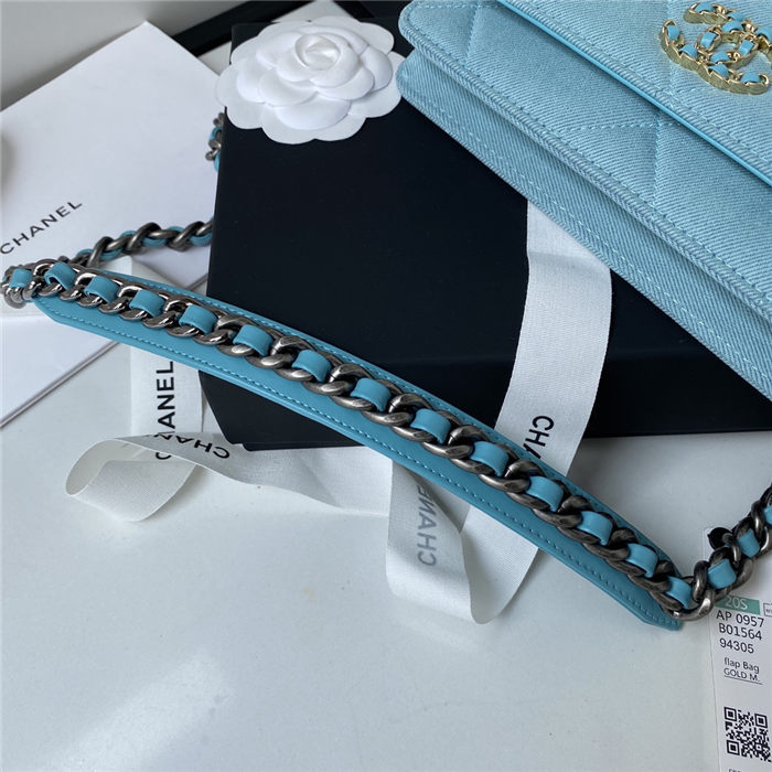 Chanel 19 WALLET ON CHAIN Blue A