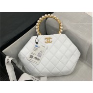 Chanel CLUTCH Lambskin Imitation Pearls & Gold-Tone Metal AS2609 White High