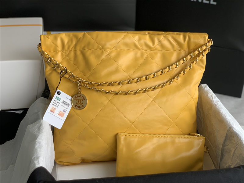 Chanel 22 MEDIUM HANDBAG Shiny Calfskin & Gold-Tone Metal AS3261 Yellow High