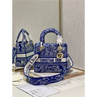 MEDIUM LADY D-LITE BAG Toile de Jouy Reverse Embroidery Royal Blue High