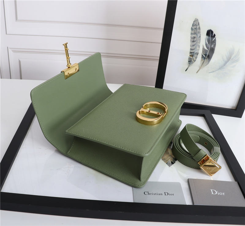 30 MONTAIGNE BAG Grained Calfskin Green High