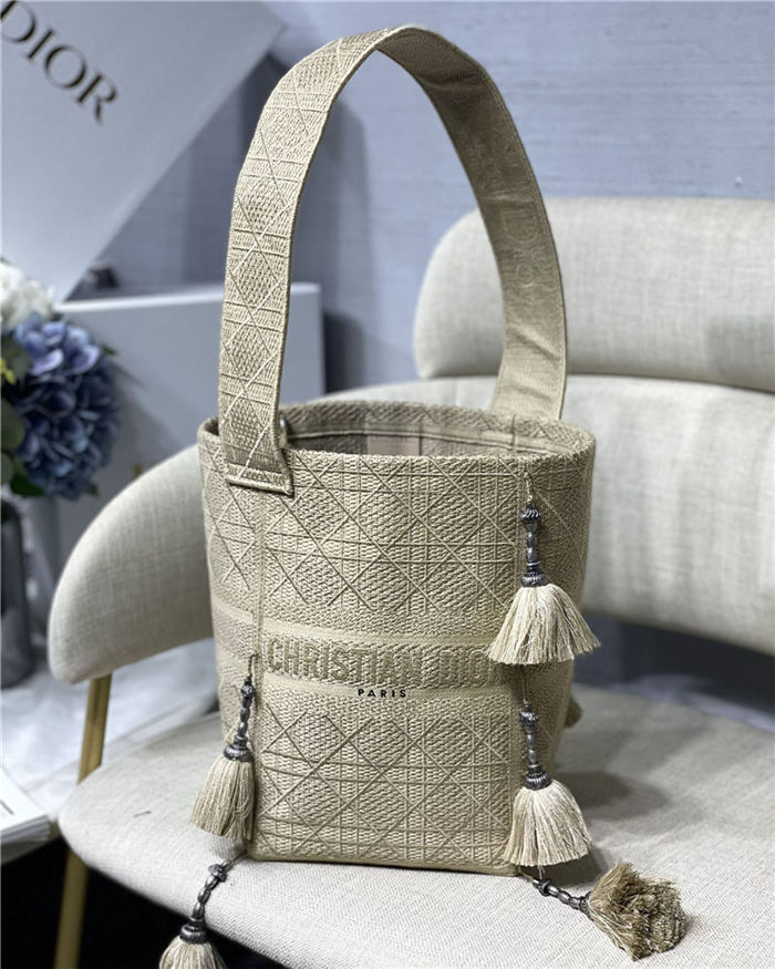 Dior D-BUBBLE BUCKET BAG Cannage Embroidery Beige 022 High