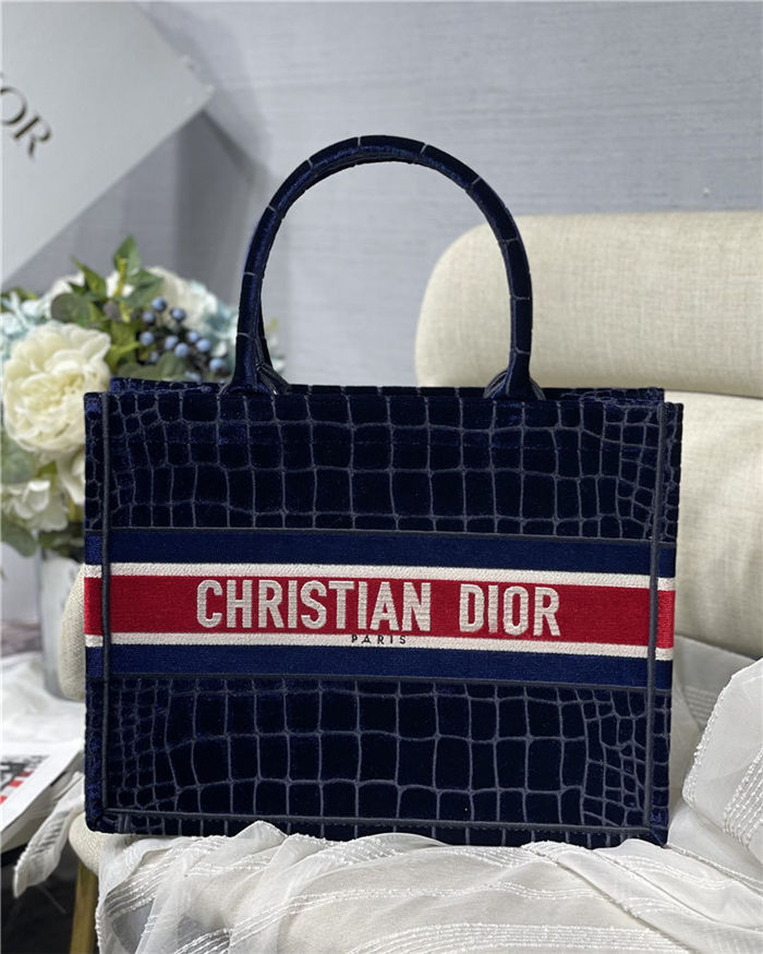 MEDIUM Dior BOOK TOTE Florilegio Embroidery High