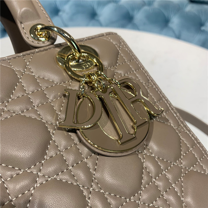 MEDIUM LADY Dior BAG Cannage Lambskin Enamel High 