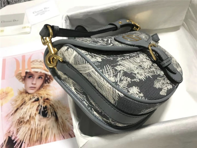 MEDIUM Dior BOBBY BAG Embroidery Grey High