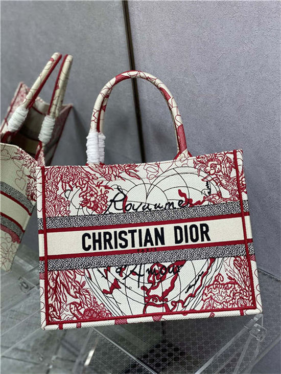 MEDIUM DiorAMOUR Dior BOOK TOTE Red and White D-Royaume d'Amour Embroidery High