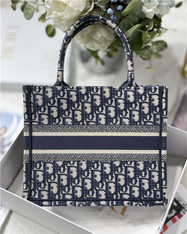 SMALL Dior BOOK TOTE Dior Oblique Jacquard Blue High