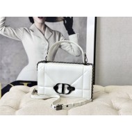 30 MONTAIGNE CHAIN BAG WITH HANDLE Maxicannage Lambskin White High