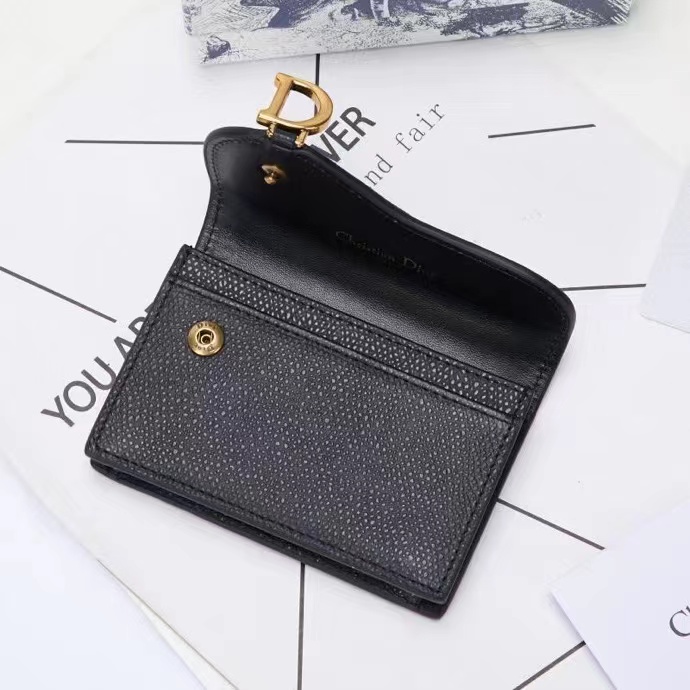 SADDLE FLAP CARD HOLDER Black Grained Calfskin High