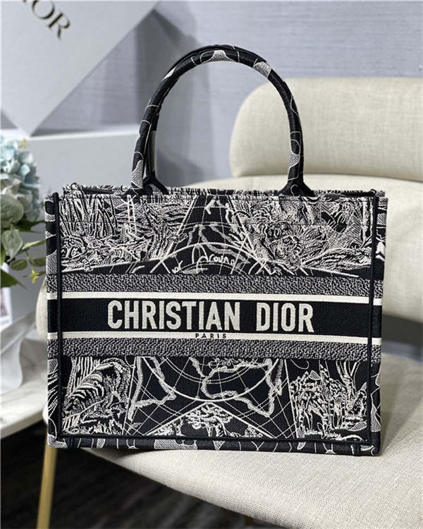 MEDIUM Dior BOOK TOTE Dior Around the World Embroidery Black and White High