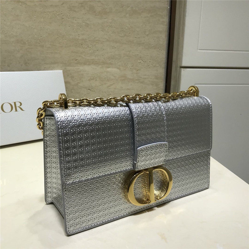 30 MONTAIGNE CHAIN BAG Microcannage Calfskin Silver High