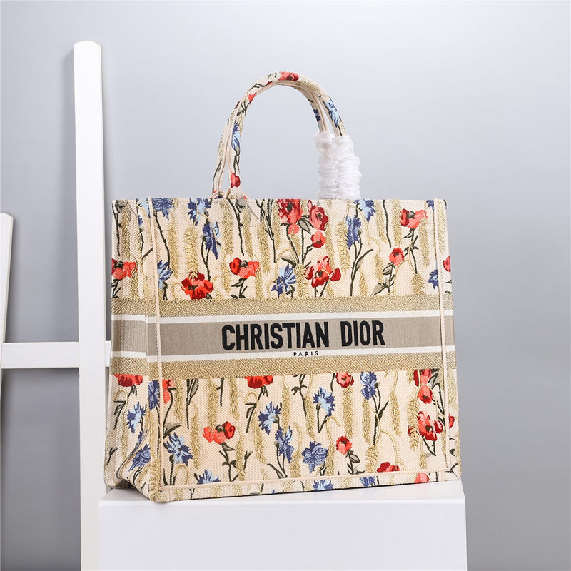 LARGE Dior BOOK TOTE Multicolor Dior Hibiscus Embroidery Beige High