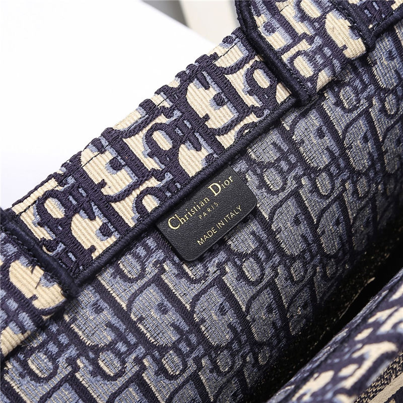 MEDIUM Dior BOOK TOTE Dior Oblique Embroidery Blue High