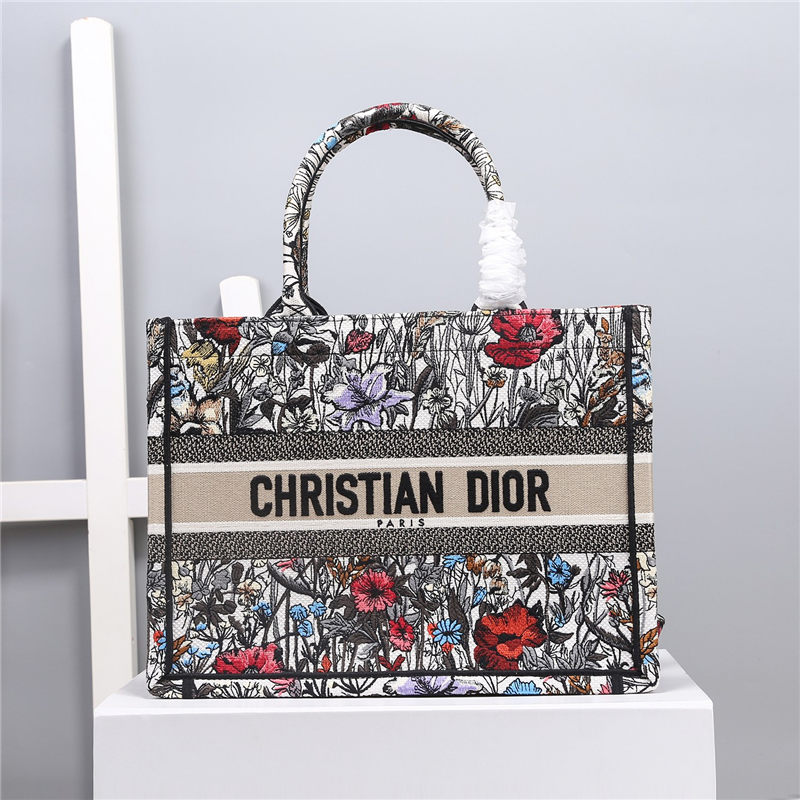 MEDIUM Dior BOOK TOTE Flower Embroidery High