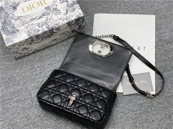 Dior SMALL CARO BAG Calfskin Black mid