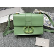 30 MONTAIGNE BAG Grained Calfskin Green mid