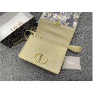 30 MONTAIGNE BAG Grained Calfskin Beige mid