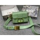 30 MONTAIGNE BOX BAG calfskin Green mid