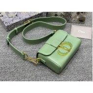 30 MONTAIGNE BOX BAG calfskin Green mid