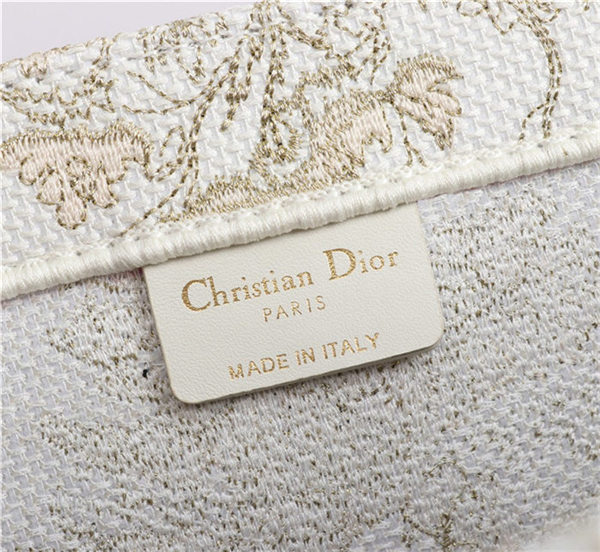 MEDIUM Dior BOOK TOTE Dior Around the World Stella Embroidery Gold-Tone High