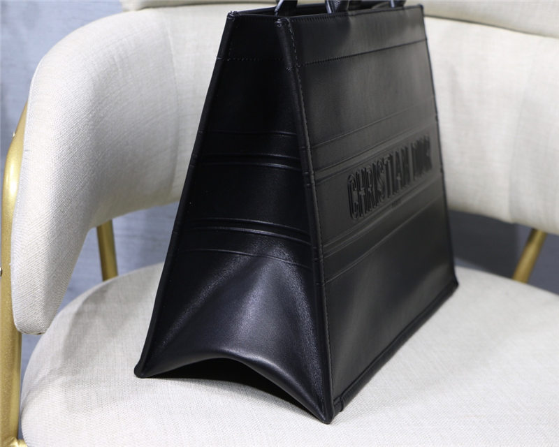 MEDIUM Dior BOOK TOTE Calfskin Black High